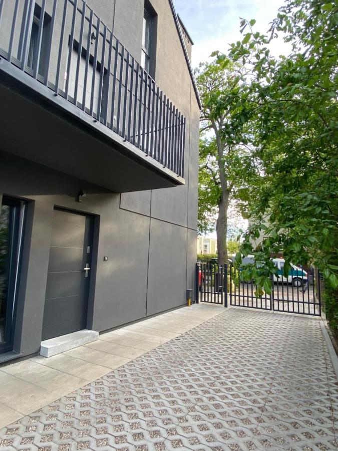 Industrialna Piwnica Hostel Gdansk Dış mekan fotoğraf