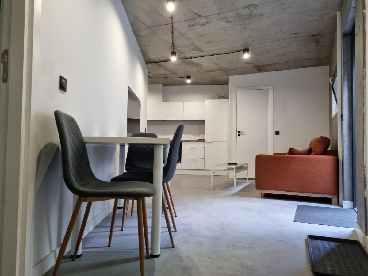 Industrialna Piwnica Hostel Gdansk Dış mekan fotoğraf
