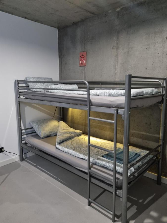 Industrialna Piwnica Hostel Gdansk Dış mekan fotoğraf