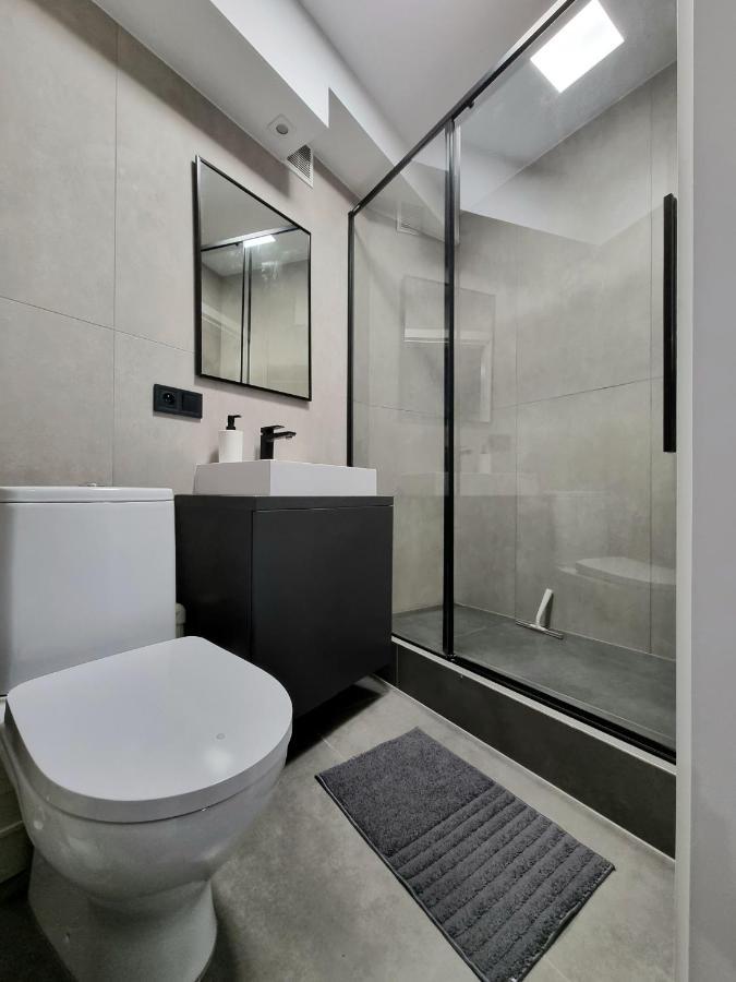 Industrialna Piwnica Hostel Gdansk Dış mekan fotoğraf